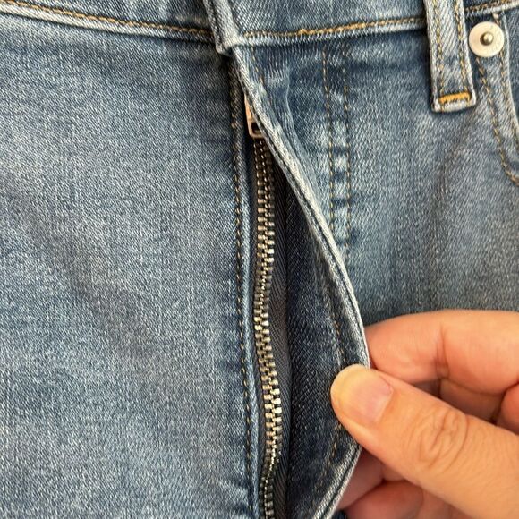 Everlane Women’s The Kick Bootcut distressed medium wash Jean size 30 NWT! - Picture 5 of 13